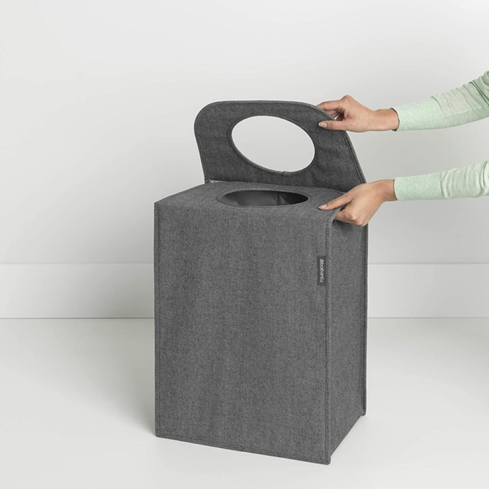 Tvättkorg med bärhandtag, 55 L, BRABANTIA RECTANGULAR, 29,5 x 40,5 x H 54 cm i gruppen Förvaring / Tvätt och tork / Tvättkorgar hos SmartaSaker.se (43096)