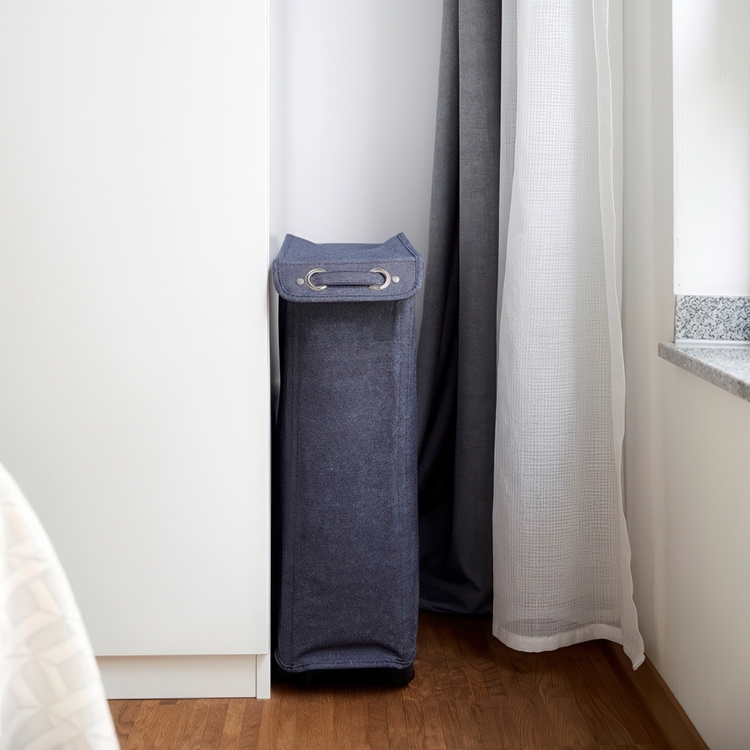 Tvättkorg på hjul, Extra Smal, CORNO PRIME, 18,5 x 40 x H 60 cm, Svart / Vit i gruppen Förvaring / Tvätt och tork / Tvättkorgar hos SmartaSaker.se (43101)