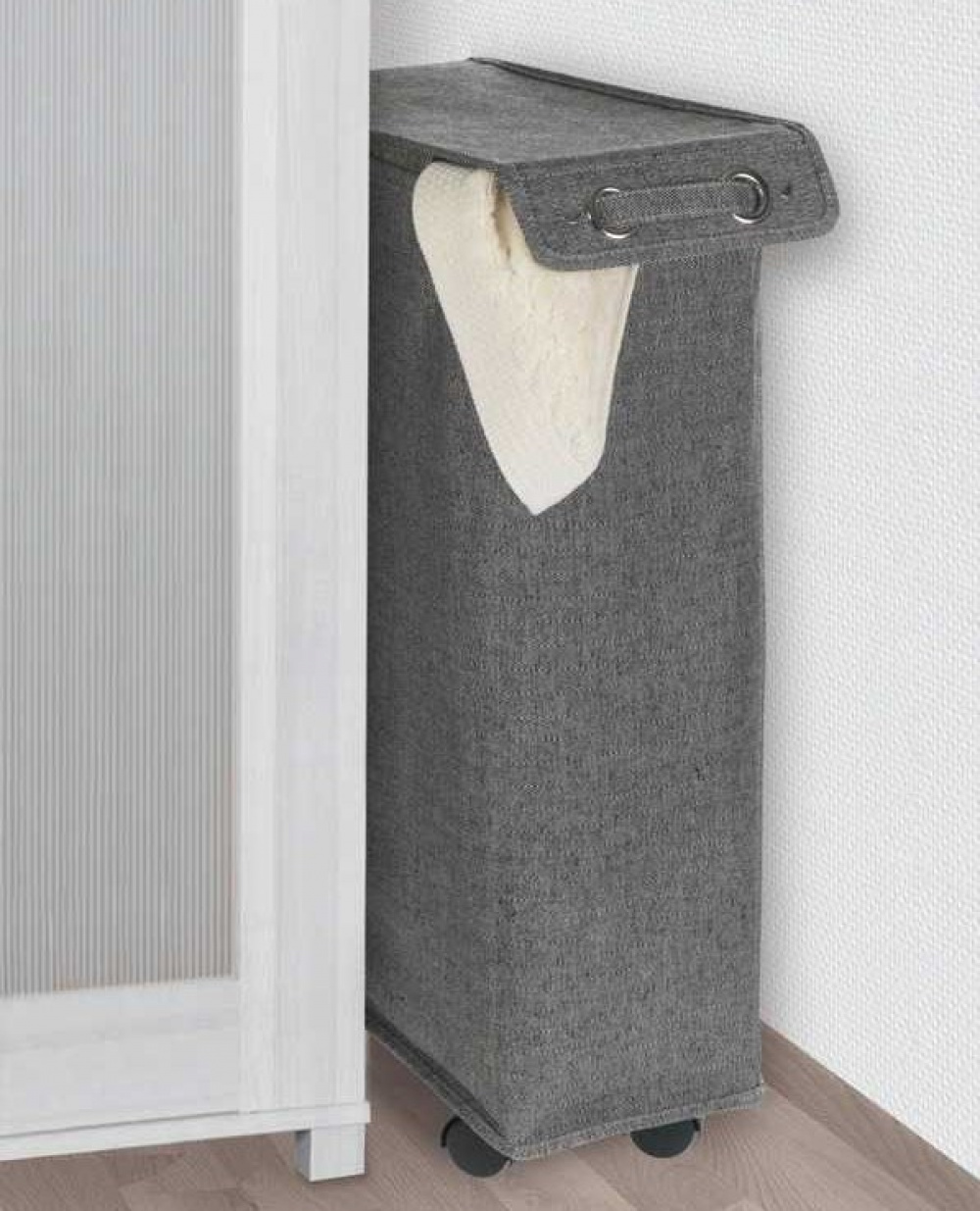 Tvättkorg på hjul, Extra Smal, CORNO PRIME, 18,5 x 40 x H 60 cm, Svart / Vit i gruppen Förvaring / Tvätt och tork / Tvättkorgar hos SmartaSaker.se (43101)