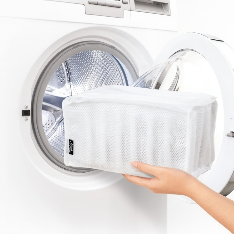 Tvättpåse för skor, LAVAGGIO SCARPE, 35x18 xH18 cm, vit i gruppen Förvaring / Tvätt och tork / Tvättpåsar hos SmartaSaker.se (43128)