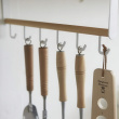 Under hylla förvaring, 6 st krokar, TOSCA UTINSIL HOOKS, Yamazaki, Vit Under hylla förvaring, 6 st krokar, TOSCA UTINSIL HOOKS, Yamazaki, Vit
