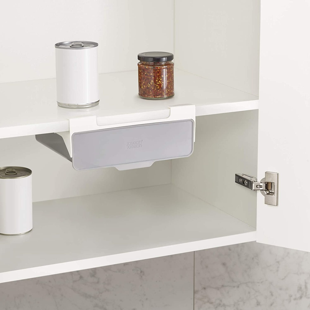 Under Hylla Låda, CUPBOARD STORE UNDER SHELF, Joseph Joseph, 23,5 x 21 cm H 7 cm, Grå i gruppen Förvaring / Köksförvaring hos SmartaSaker.se (43152)