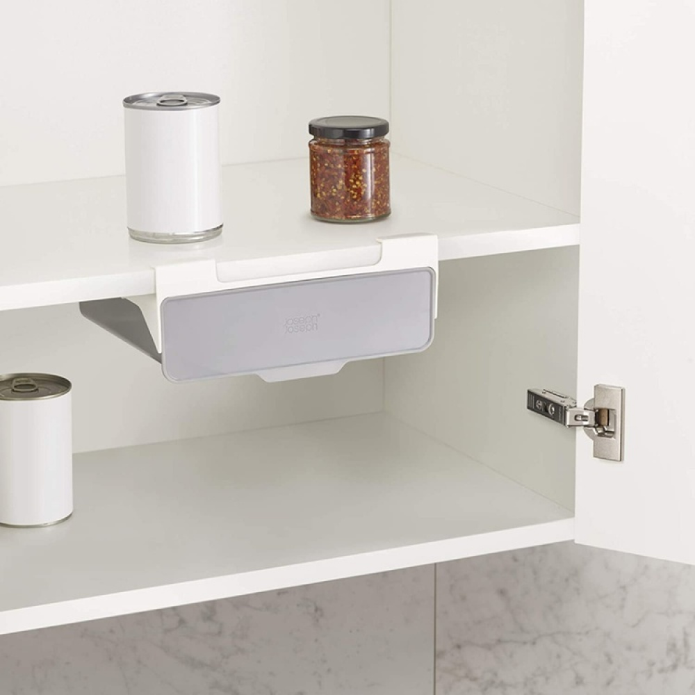 Under Hylla Låda, CUPBOARD STORE UNDER SHELF, Joseph Joseph, 23,5 x 21 cm H 7 cm, Grå i gruppen Förvaring / Köksförvaring / Organisera köksskåp / Under hyllan-förvaring hos SmartaSaker.se (43152)