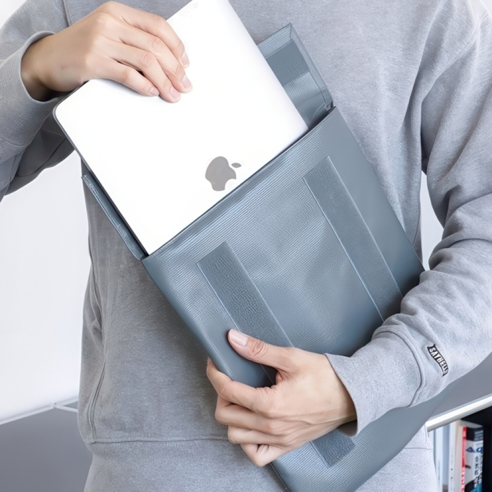 Vattentåligt fodral för Laptop / iPad, PENCO CARRY TITE CASE, 33 x 27 cm i gruppen Förvaring / Förvaring på resa hos SmartaSaker.se (43206)