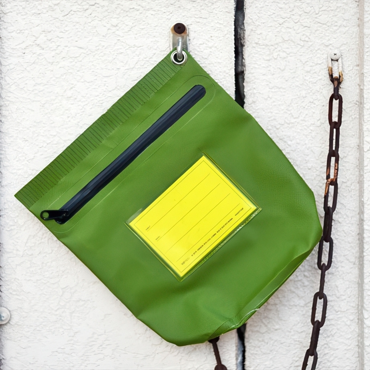 Vattentätt fodral, HIGHTIDE TARP POUCH LARGE, 23 x H 24 cm i gruppen Förvaring / Förvaring på resa / Packpåsar och packkuber hos SmartaSaker.se (43212)