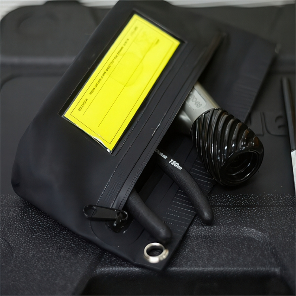 Vattentätt fodral, HIGHTIDE TARP POUCH SMALL, 23 x H 12 cm i gruppen Förvaring / Förvaring på resa / Packpåsar och packkuber hos SmartaSaker.se (43213)