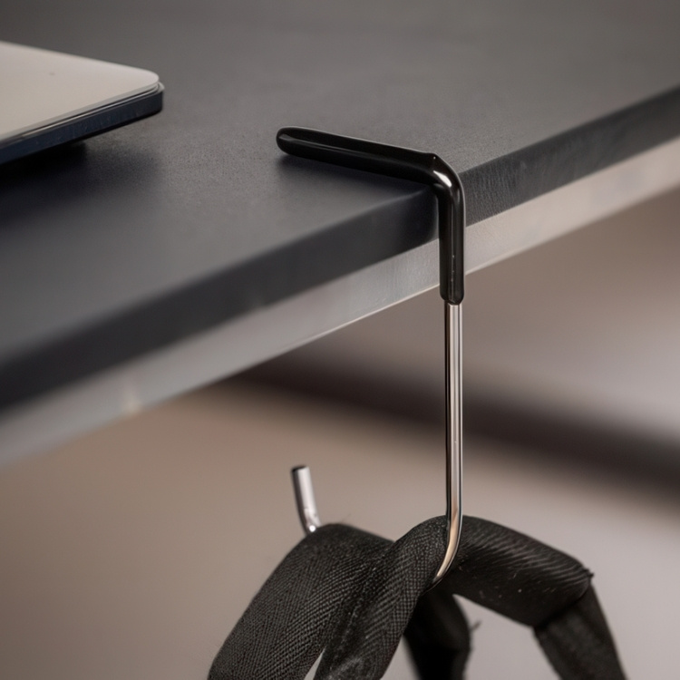 Väskhållare för bord, MAWA TABLE BAG HOLDER, 6 x H 13 cm, Silver / Svart i gruppen Förvaring / Garderobsförvaring / Väskförvaring hos SmartaSaker.se (43248)