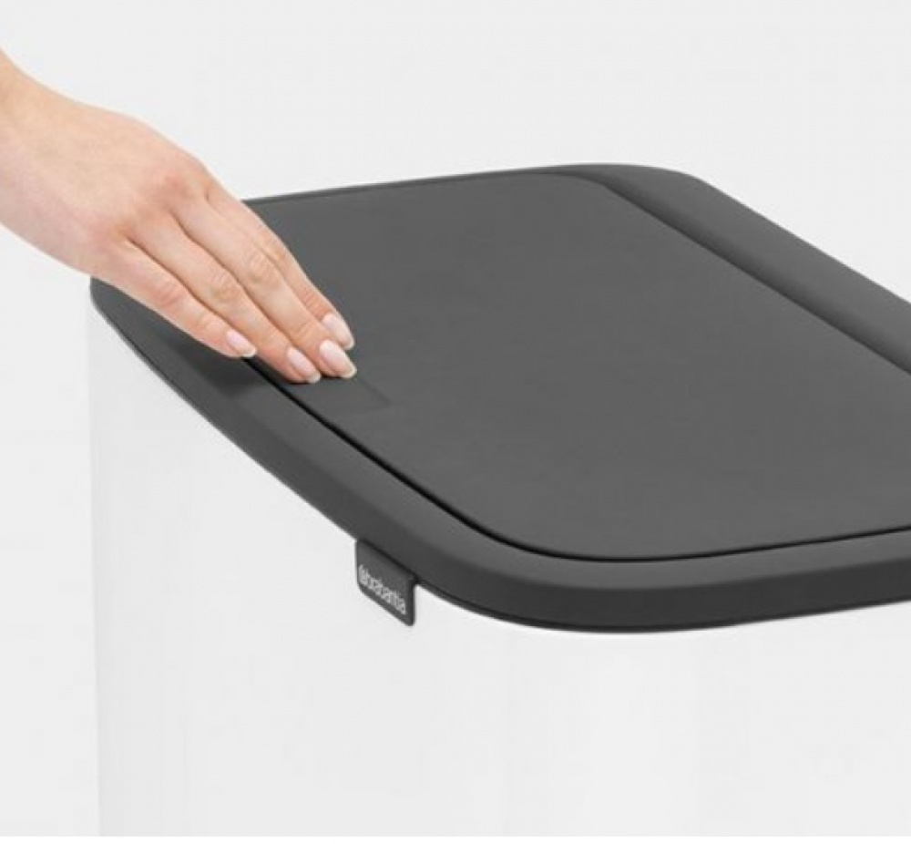 Återvinningsstation på ben, 2 insatser, BRABANTIA BO TOUCH, 23 + 11 L, Svart i gruppen Förvaring / Städförvaring och sopsortering / Sopsortering hos SmartaSaker.se (43255)